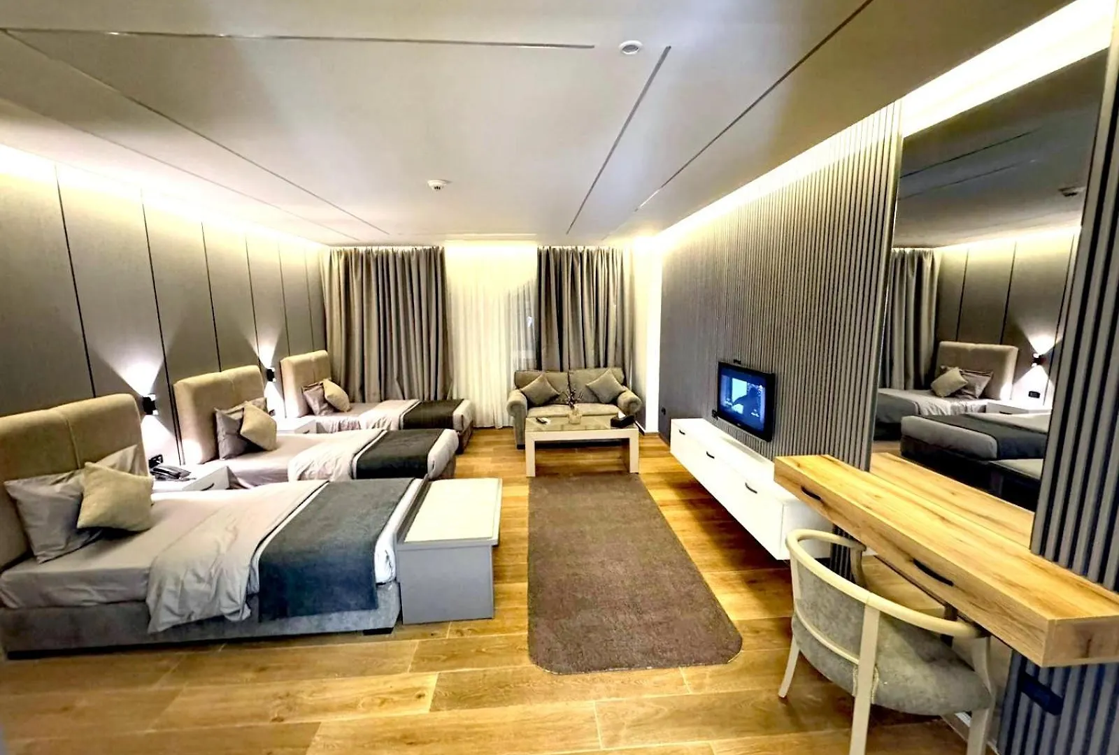 Queens Suite Hotel Beirut