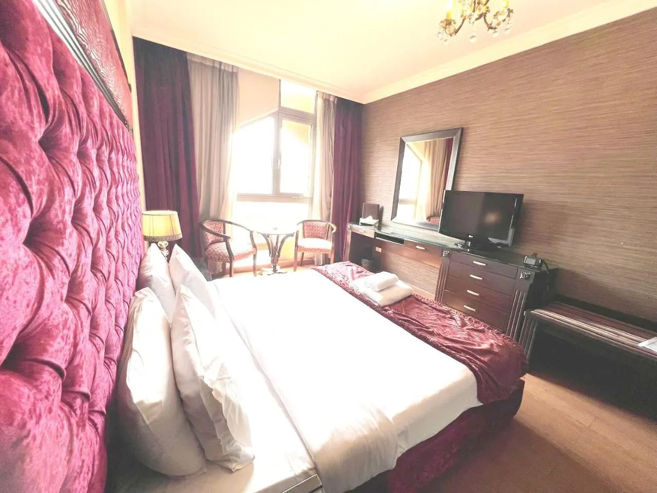 Queens Suite Hotel Beiroet