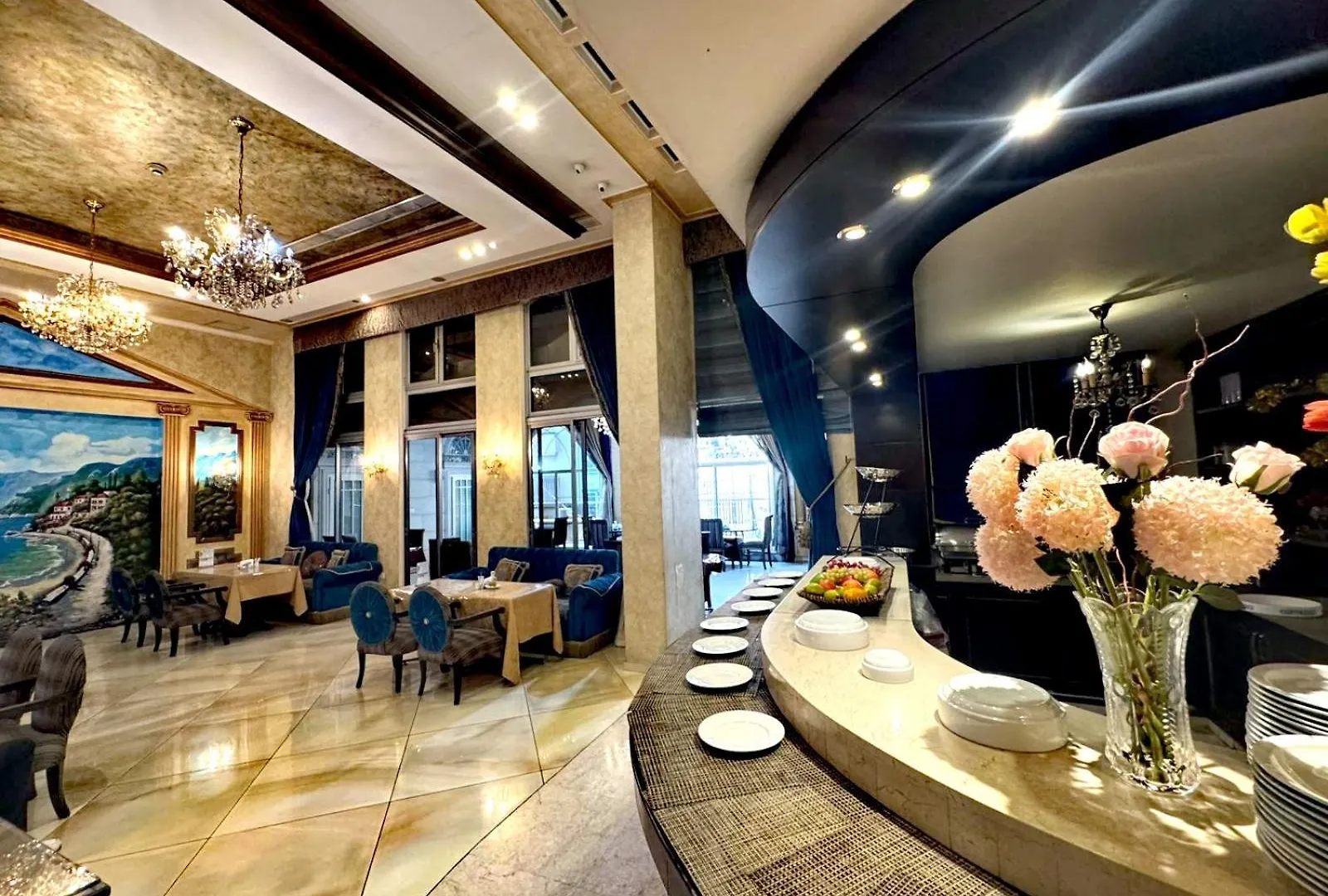 Queens Suite Hotel Beirut