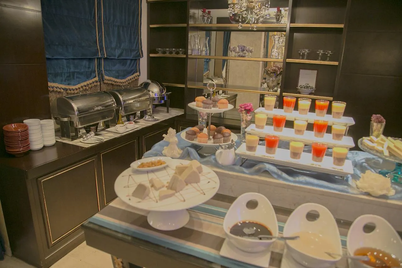 Queens Suite Hotel Beiroet