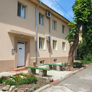 Viriks 3* Burgas City