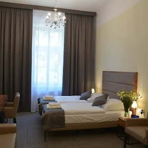 Aparthotel Old Town ***