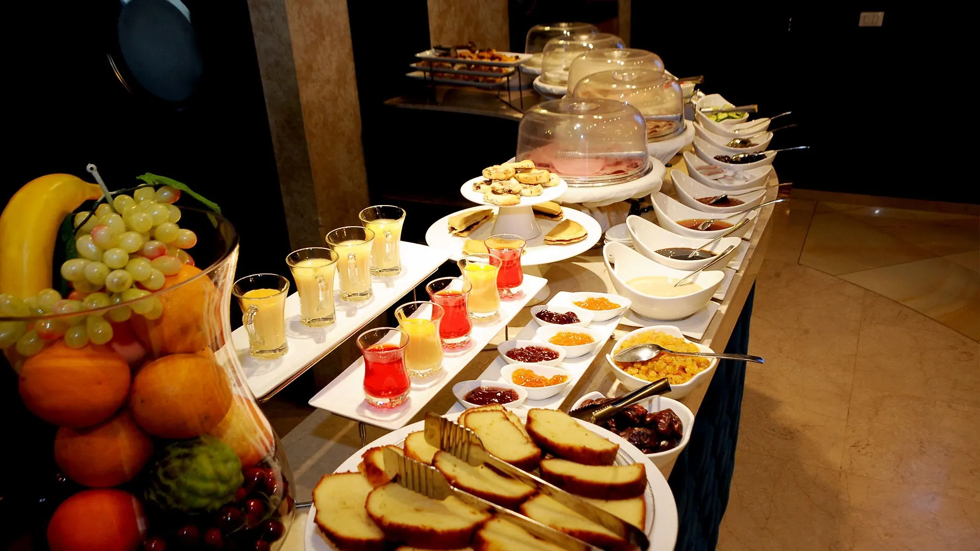 Queens Suite Hotel Beirut