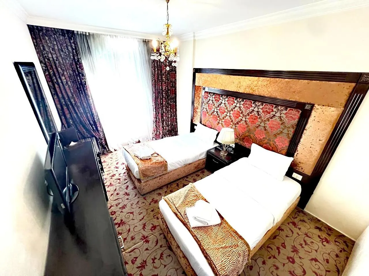 Queens Suite Hotel Beirut