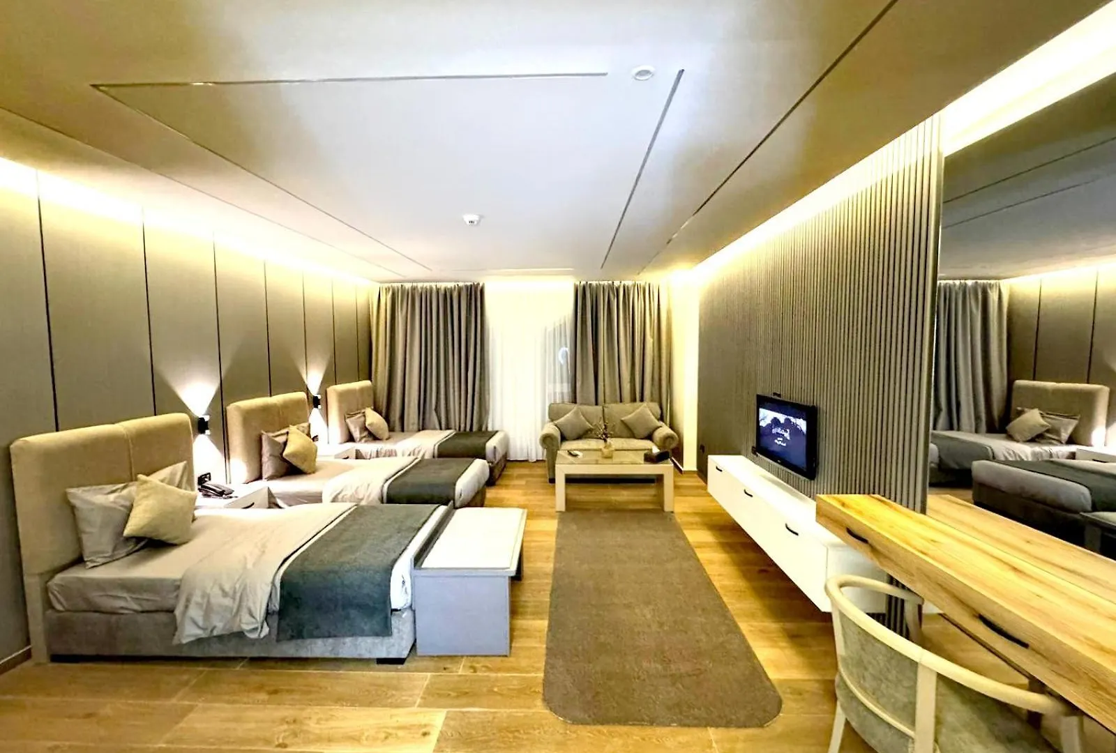 Queens Suite Hotel Beirut