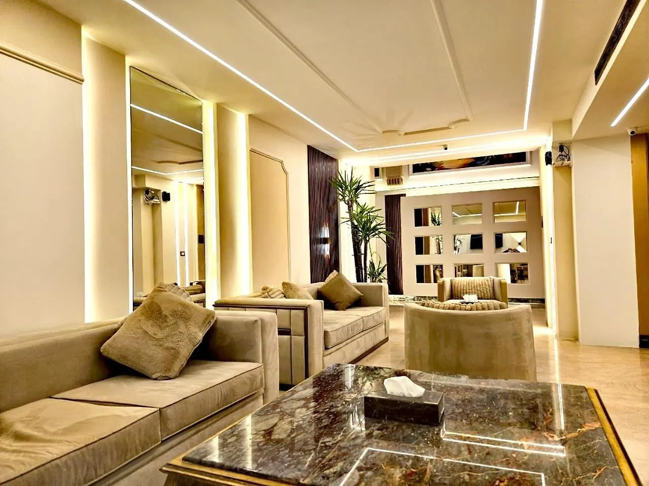 Queens Suite Hotel Beirut
